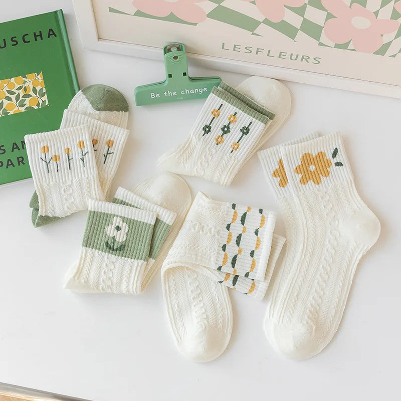 Girls Short Socks 5 Pairs Cute Medium Flowers Print Sweet Style