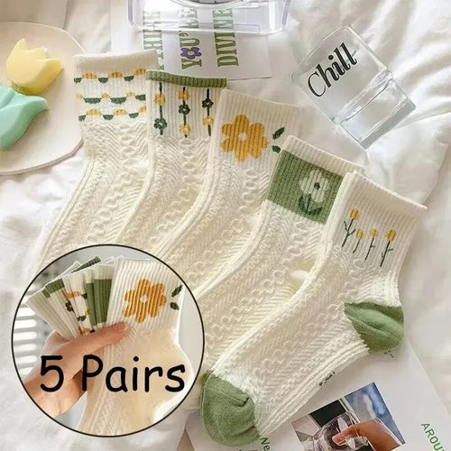 Girls Short Socks 5 Pairs Cute Medium Flowers Print Sweet Style