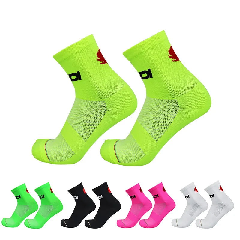 1 Pair Athletic Performance Cycling Socks for Men & Women